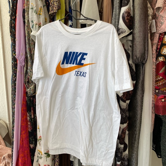Nike Other - Nike Texas Tee